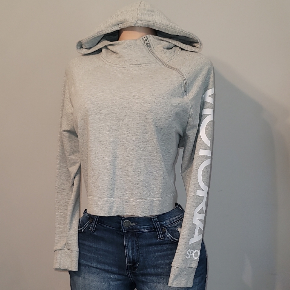 Victoria's Secret Sport Heather Gray Cropped Hoodie w Assymetrical Half-zip